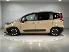 シエンタ HEV Z 7ニンノリ