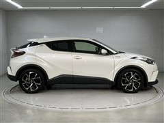 C-HR ハイブリッド G