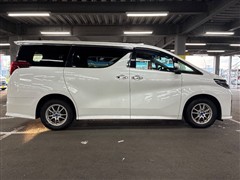 アルファード S 4WD 8ニンノリ