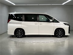 ノア HEV S-Z