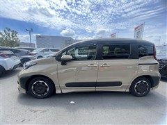 シエンタ HEV Z 5ニンノリ