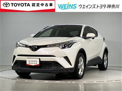 トヨタ C-HR S-T 4WD
