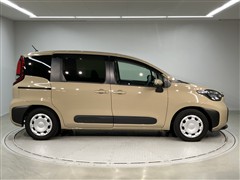 シエンタ HEV G 7ニンノリ