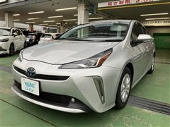 トヨタ　プリウス S セーフティプラス2