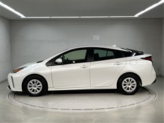 プリウス Sセーフティプラス2