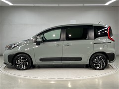 シエンタ HEV Z 5ニンノリ