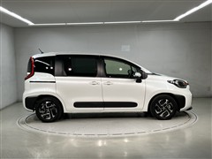 シエンタ HEV Z 5ニンノリ