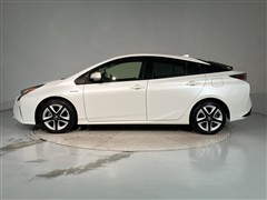 プリウス S ツーリングセレクション