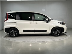 シエンタ HEV Z 7ニンノリ