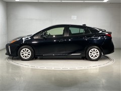 プリウス S セーフティプラス2