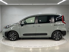 シエンタ HEV Z 7ニンノリ