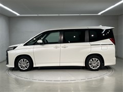 ノア HEV S-G 7ニンノリ