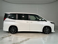 ノア HEV S-Z