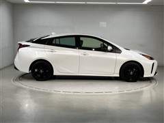 プリウス SツーリングブラックED