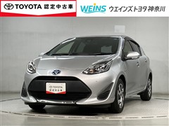 トヨタ アクア S スタイルブラック