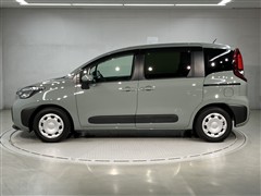 シエンタ HEV G 5ニンノリ