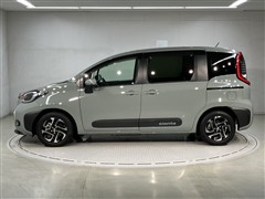 シエンタ HEV Z 7ニンノリ