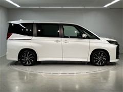 ノア HEV S-Z