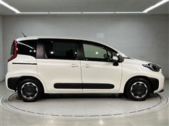 シエンタ HEV Z 5ニンノリ