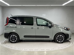 シエンタ HEV Z 5ニンノリ