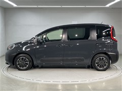 シエンタ HEV Z 5ニンノリ