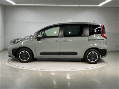 シエンタ HEV Z 7ニンノリ