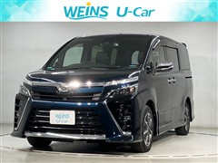 トヨタ　ヴォクシー ZS キラメキ3 7ニン