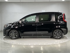 シエンタ HEV Z 5ニンノリ