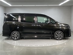 ヴォクシー ZS キラメキ3 7ニン