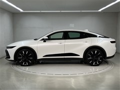 クラウンクロスオーバー RS