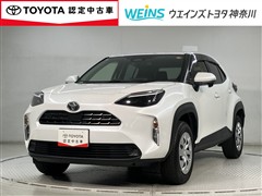 ヤリスクロス X