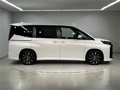 ノア HEV S-Z