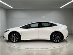プリウス PHEV Z