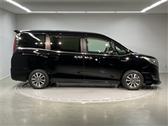 エスクァイア ハイブリッド Gi