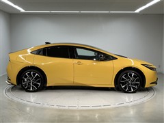 プリウス PHEV Z