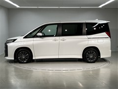 ノア HEV S-G 7ニンノリ
