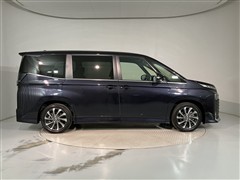 ヴォクシー HV S-Z