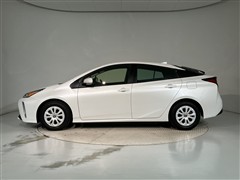 プリウス Sセーフティプラス2