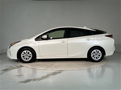 プリウス S セ-フティプラス