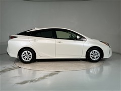 プリウス S セ-フティプラス