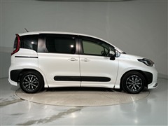 シエンタ HEV Z 5ニンノリ