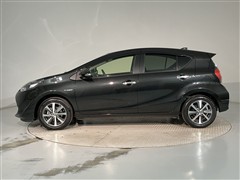 アクア Sスタイルブラック