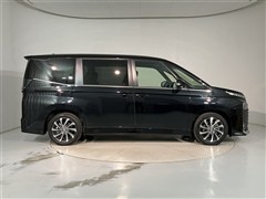 ヴォクシー HV S-Z