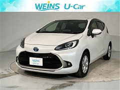 トヨタ　アクア Z