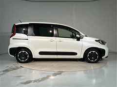 シエンタ HV Z 7ニンノリ