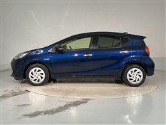 アクア S スタイルブラック