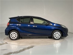 アクア S スタイルブラック