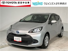 トヨタ アクア X