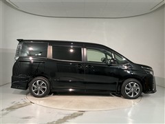 ヴォクシー ZS 7ニンノリ