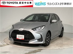 トヨタ　ヤリス ハイブリッド Z